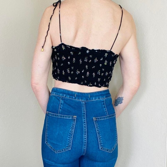 Free People Black Floral Cropped Ruched Should Tie Crop Tank - Picture 6 of 7